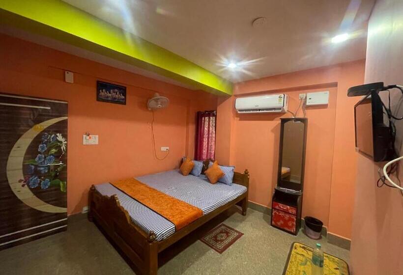 בית מלון כפרי Anjana Palace