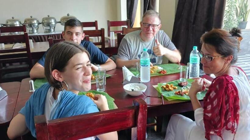 בית מלון כפרי Aura East Bay