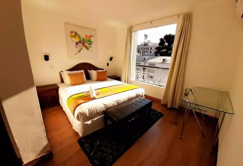 هتل Boutique Santiago Suite