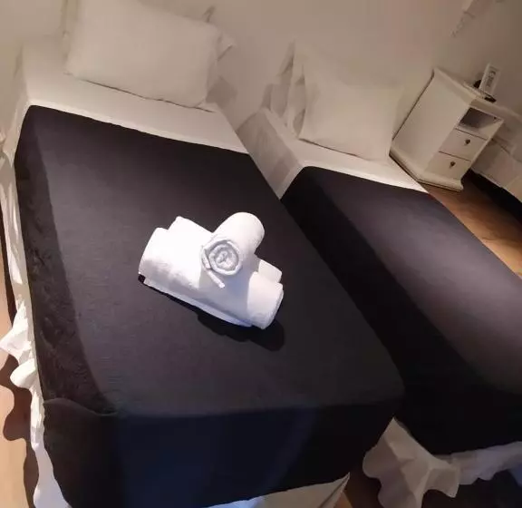هتل Boutique Santiago Suite