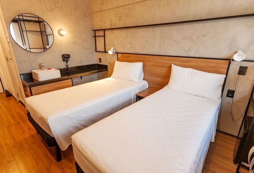 בית מלון כפרי Ibis Caucaia Porto Do Pecém