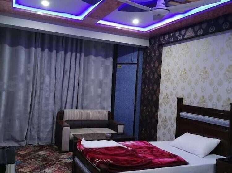 Reliance Hotel Quetta