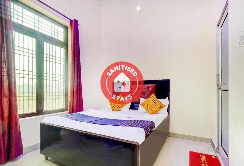 בית מלון כפרי Spot On 76978  Moon