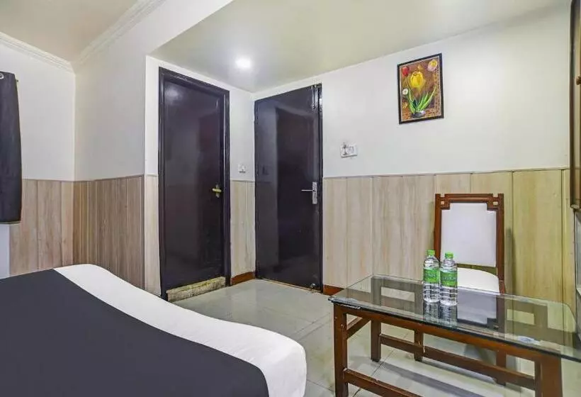 هتل Townhouse Oak Utsav Residency