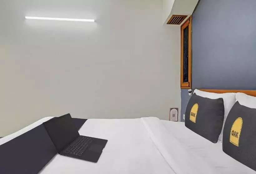هتل Townhouse Oak Utsav Residency