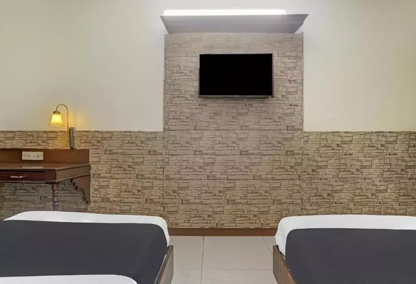 هتل Townhouse Oak Utsav Residency