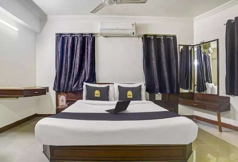 هتل Townhouse Oak Utsav Residency