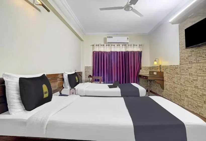 هتل Townhouse Oak Utsav Residency