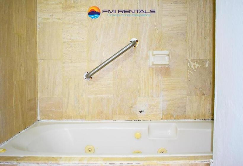 Marina Pinacate B 102