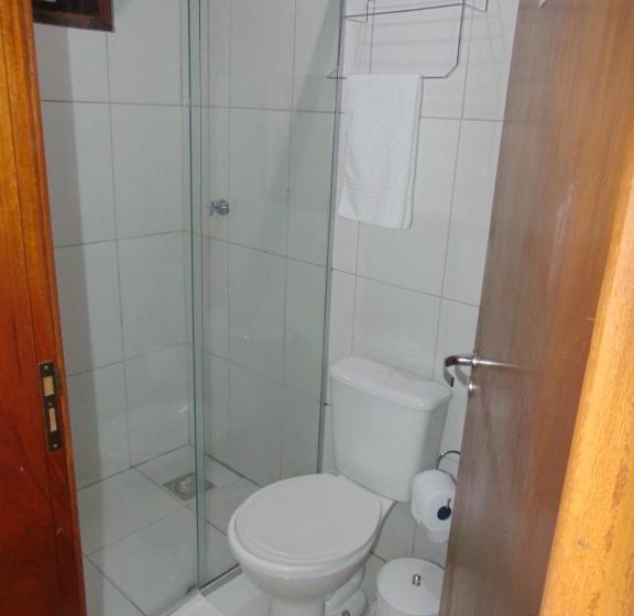 پانسیون Pousada La Luna Dos Pireneus