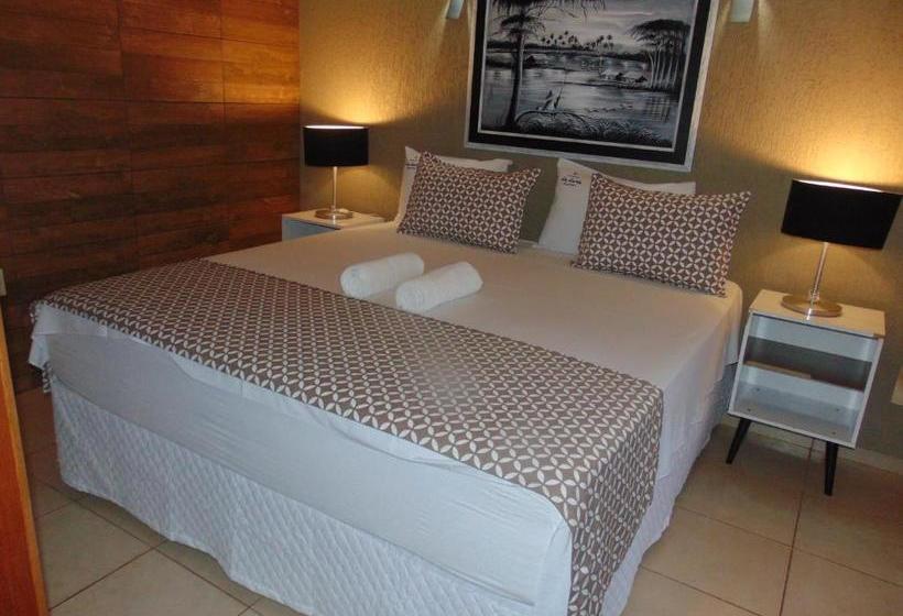 پانسیون Pousada La Luna Dos Pireneus