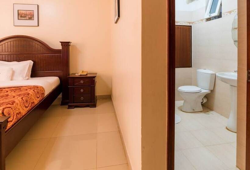 پانسیون Trendy Deluxe Single Rooms In Masaka   1