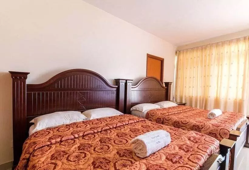 پانسیون Trendy Deluxe Twin Rooms In Masaka   2