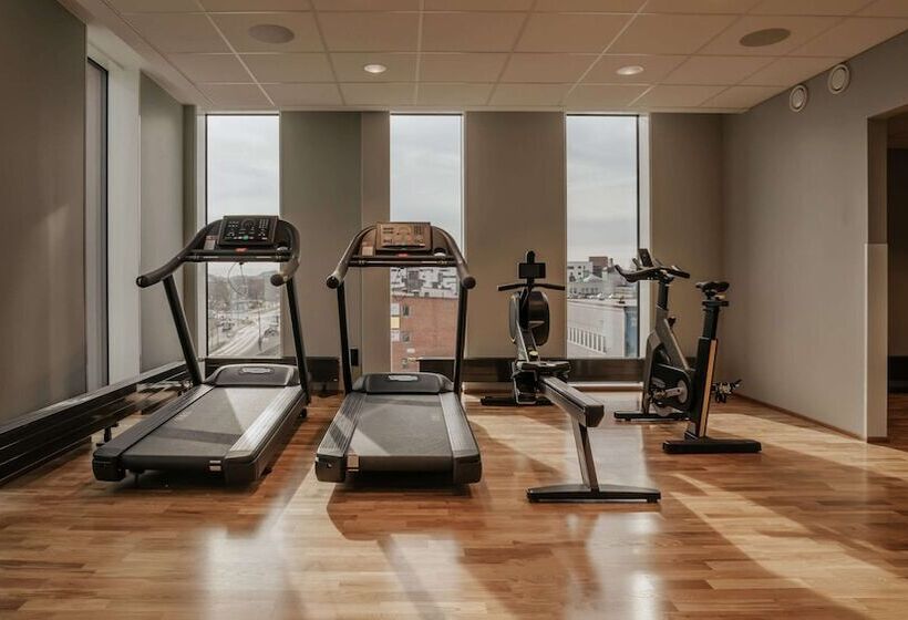 Quality Hotel The Weaver