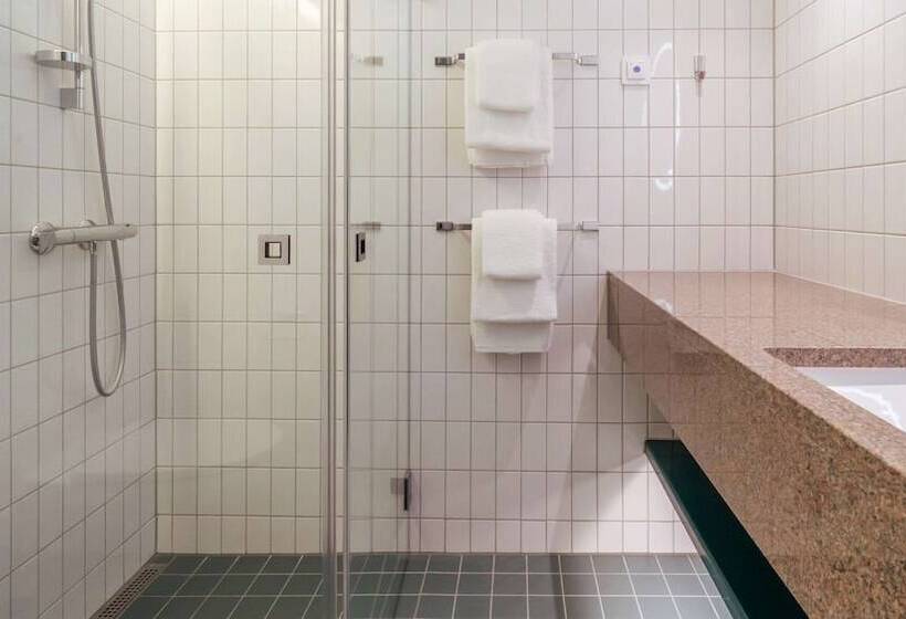 Quality Hotel The Weaver