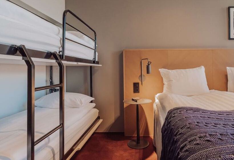 Quality Hotel The Weaver