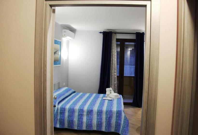 B&b Blue Marine Licata