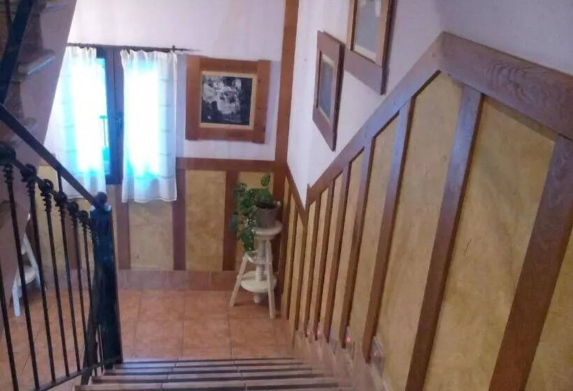 Aamiaismajoitus (B&B) Puerta Al Duraton