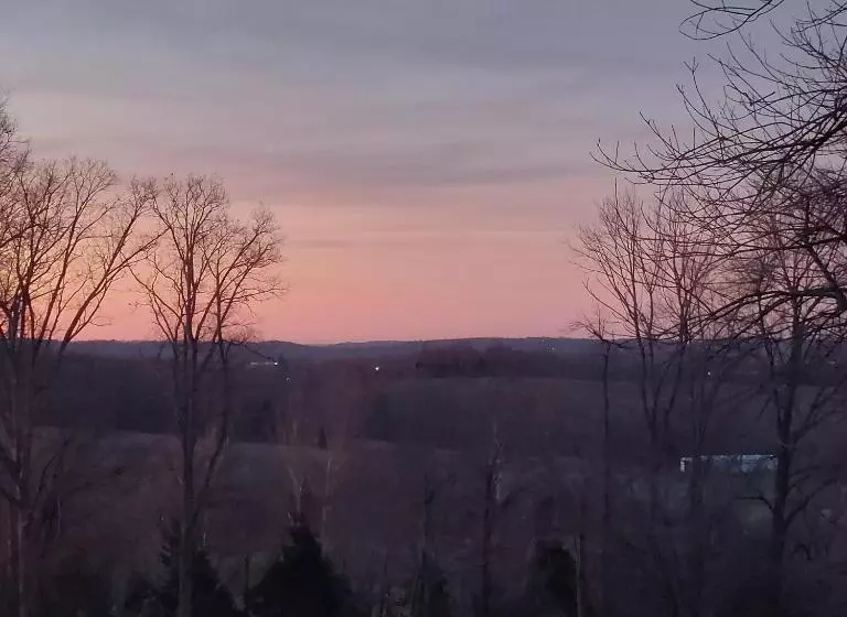 Serenity Hill Bed And Breakfast