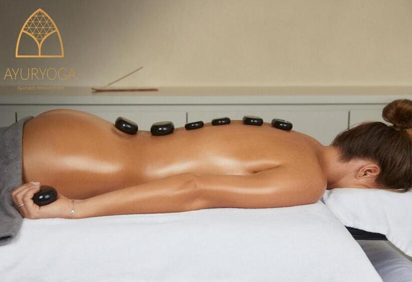 هتل Ayuryoga Wellness