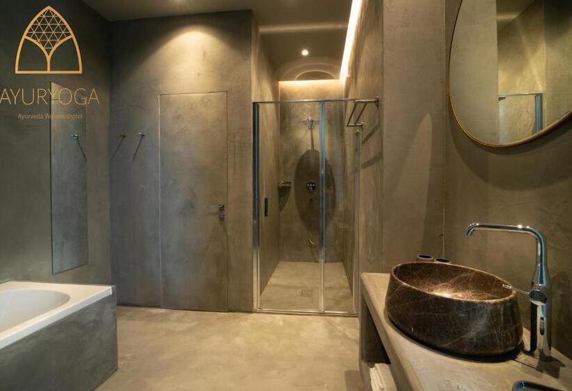 هتل Ayuryoga Wellness