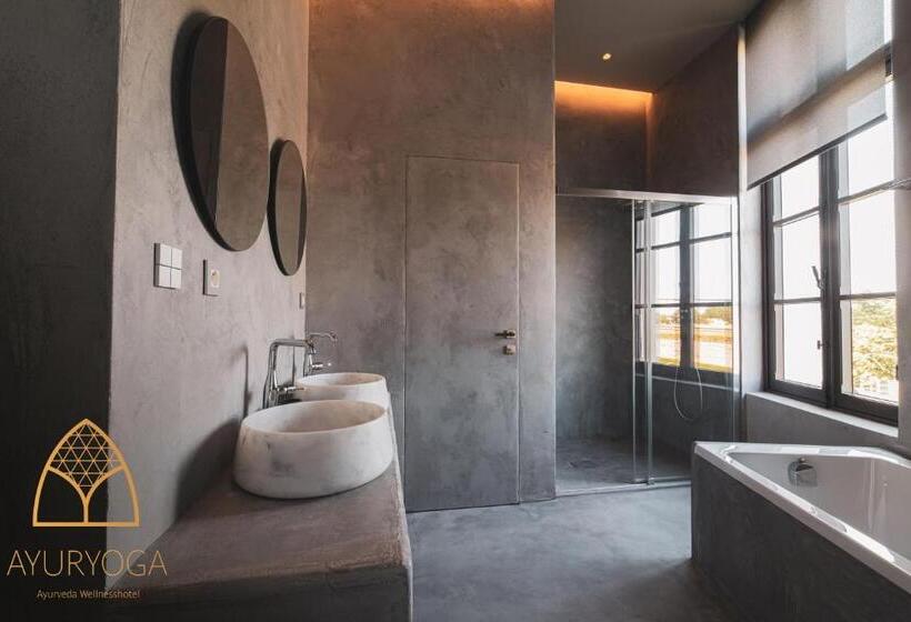 هتل Ayuryoga Wellness