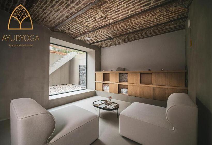 هتل Ayuryoga Wellness