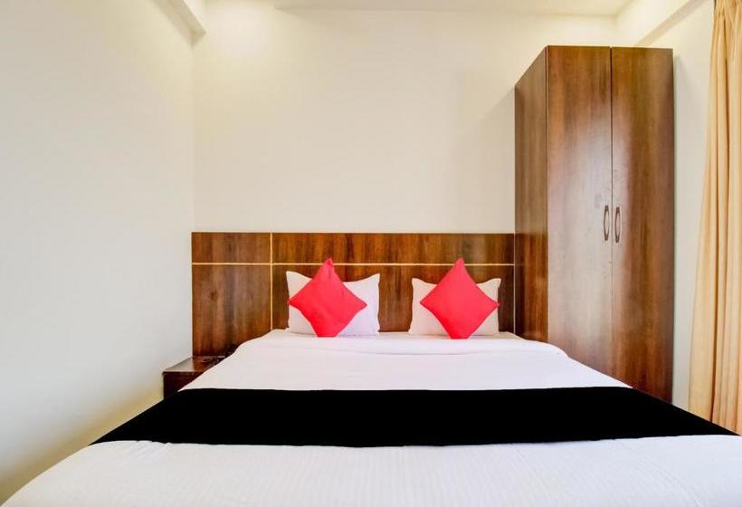 호텔 Capital O Nsk181 Rio Inn