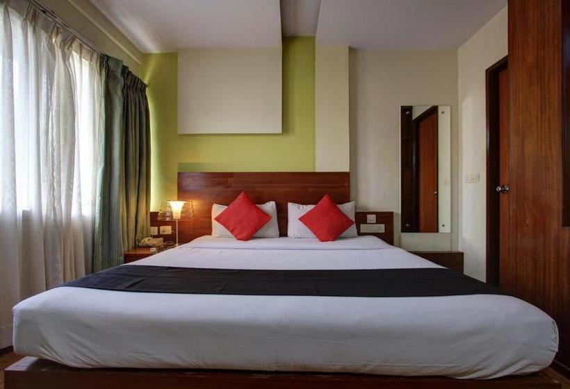 Capital O 72530 Hotel Vivaan