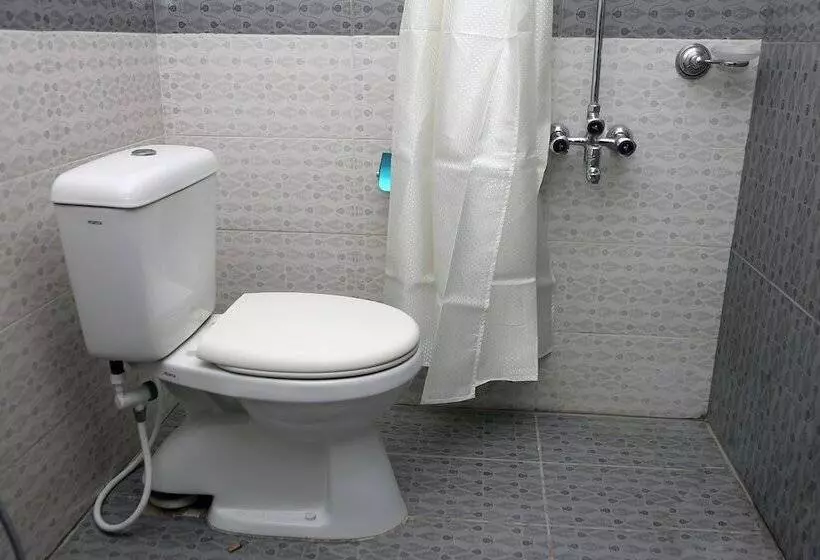 هتل Hak Mall Suites