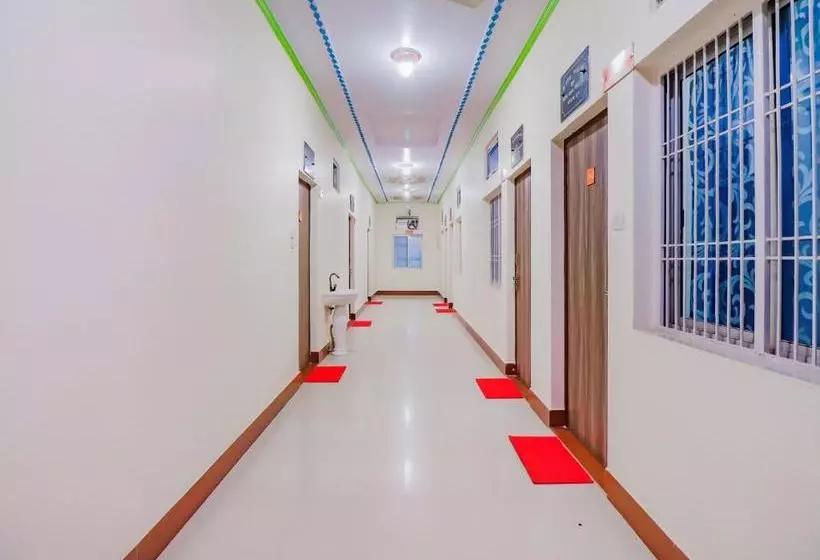 ホテル Oyo 77555 Shyam Sewa Ashram