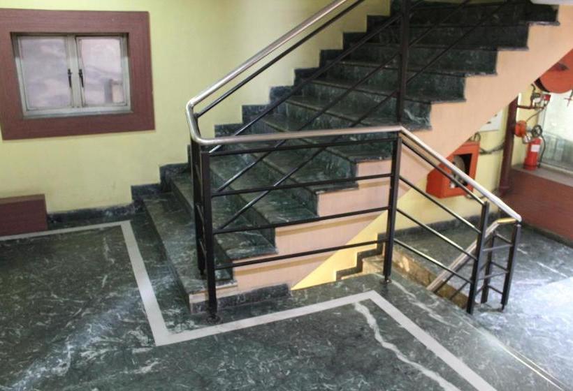 בית מלון כפרי Sunrise Inn