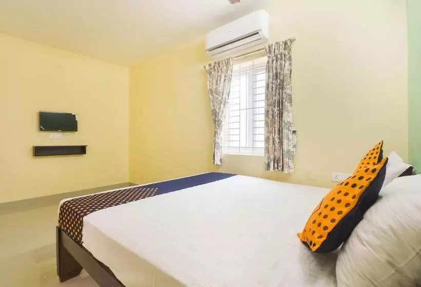Hotelli Spot On 77128 Siva Residency