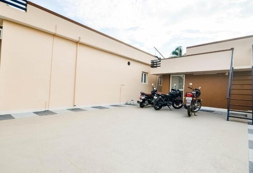 Hotel Spot On 77128 Siva Residency