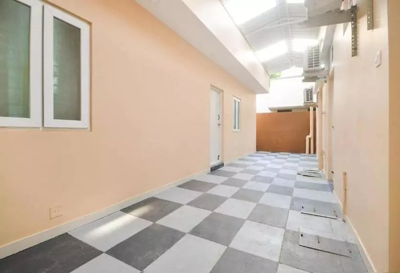 Hotelli Spot On 77128 Siva Residency