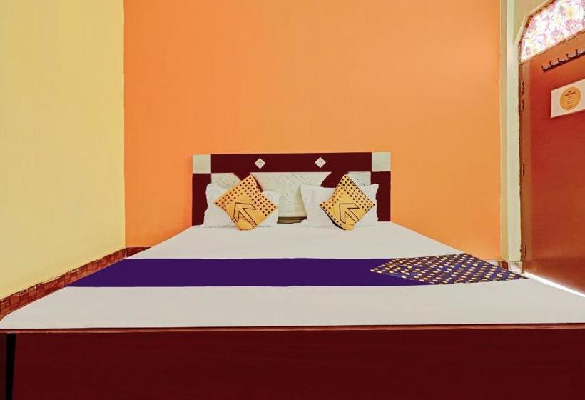 Hotel Spot On 77655 Gauri Shankar Guest House