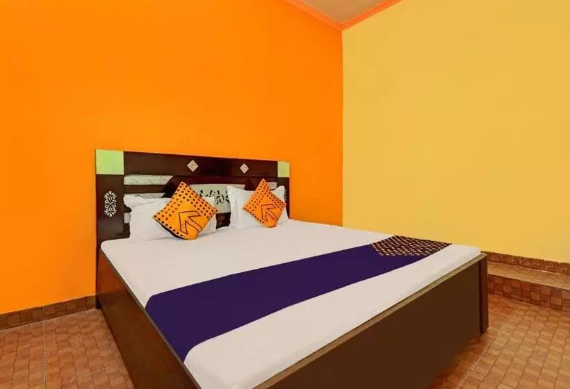 Hotelli Spot On 77655 Gauri Shankar Guest House