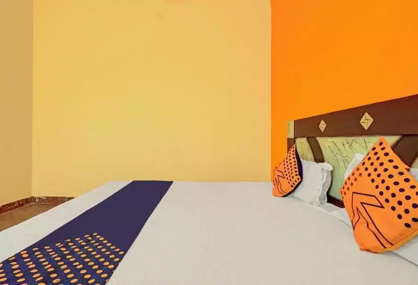 Hotelli Spot On 77655 Gauri Shankar Guest House