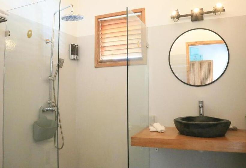 هتل Takuma Boutik