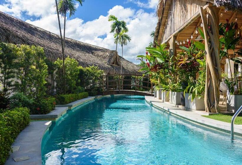 هتل Takuma Boutik