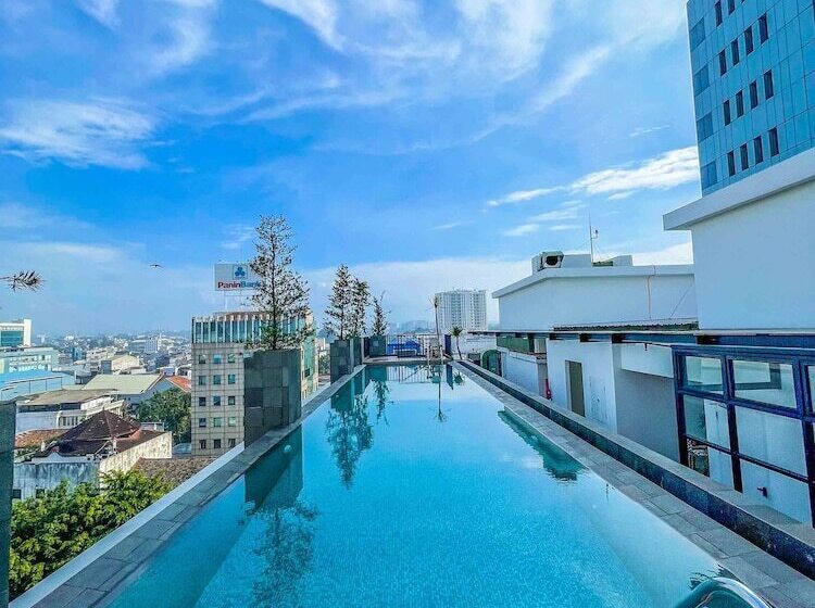 בית מלון כפרי Vasaka Maison Bandung