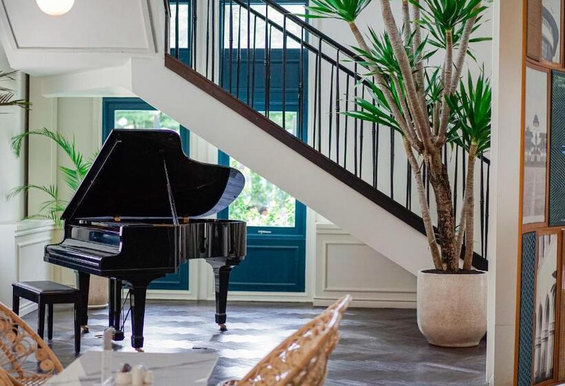 בית מלון כפרי Vasaka Maison Bandung