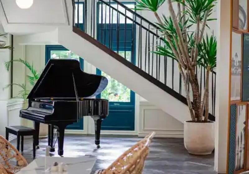 בית מלון כפרי Vasaka Maison Bandung