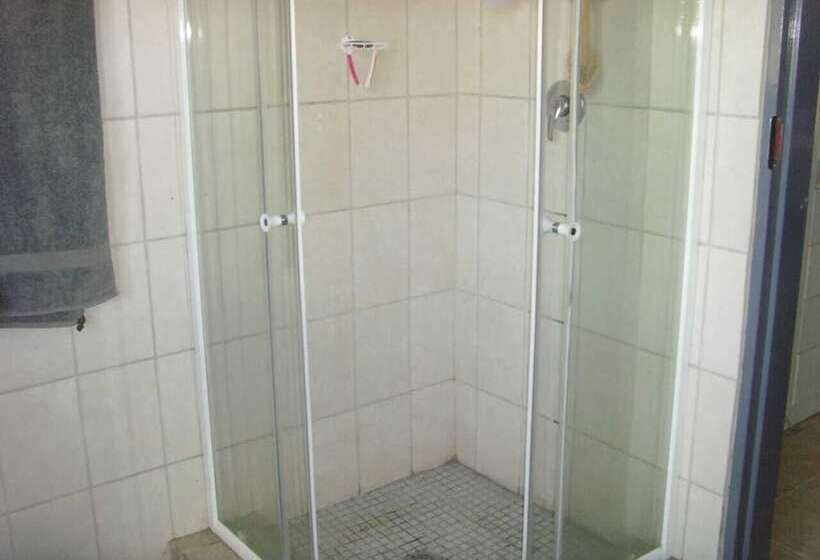 Pension C  Land Guest House Meyerton