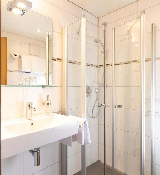 Пансион Gästehaus Grünäugl Am See