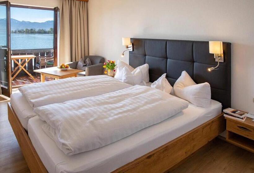 Пансион Gästehaus Grünäugl Am See