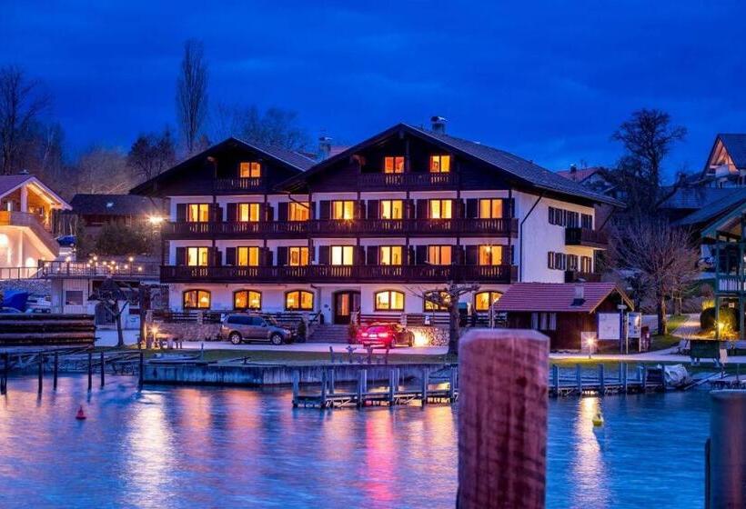 Пансион Gästehaus Grünäugl Am See