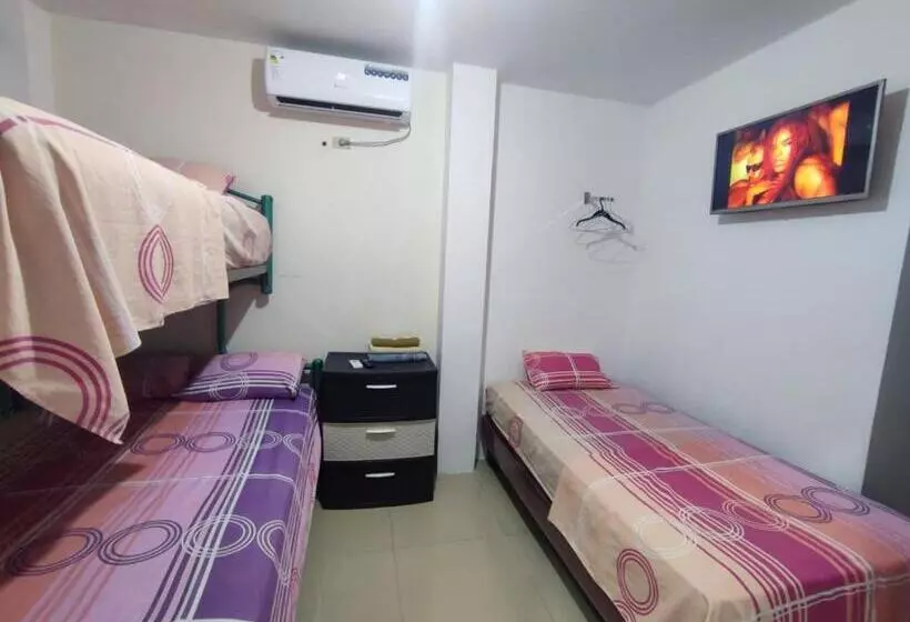 پانسیون Hostal Venecia Tu Casa En Manta