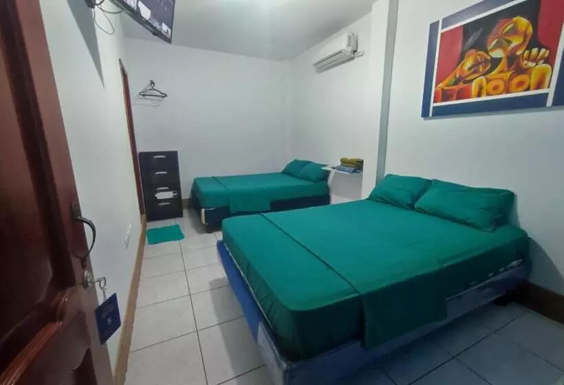پانسیون Hostal Venecia Tu Casa En Manta