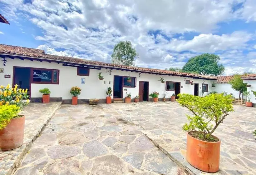 ユースホステル Casa Del Carmen   Villa De Leyva